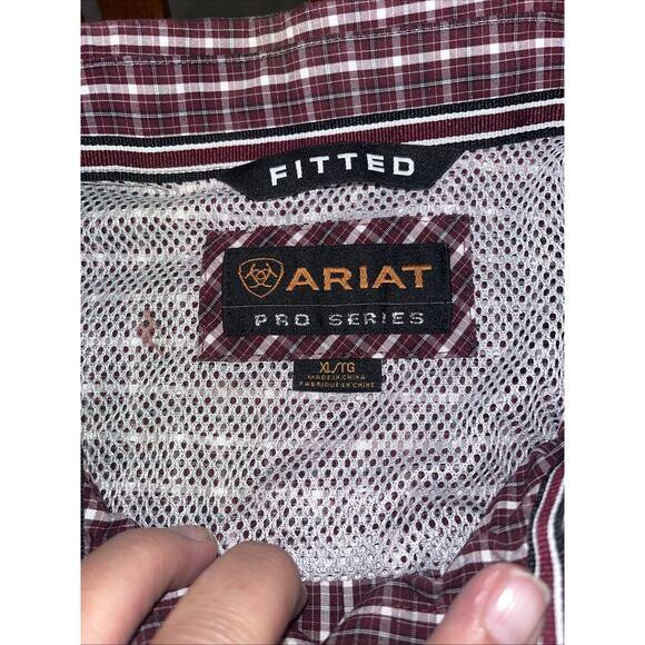 ARIAT Pro Series Long Sleeve Burgundy Plaid Casual Shirt Men's XL - Picture 3 of 5
